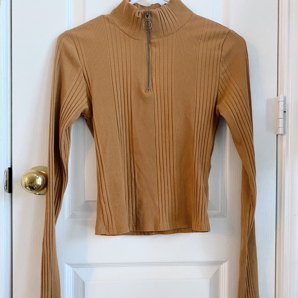 Aeropostale tight turtle neck